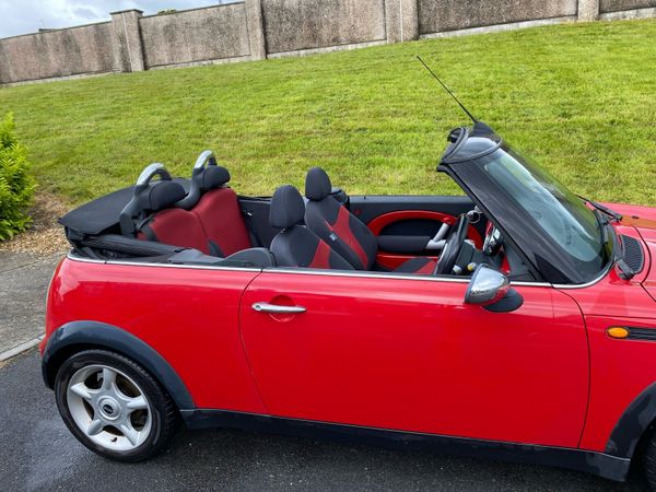 Mini One Convertible, Petrol, 2006, Red