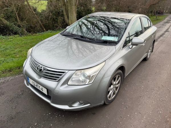 Toyota Avensis Saloon, Diesel, 2012, Grey