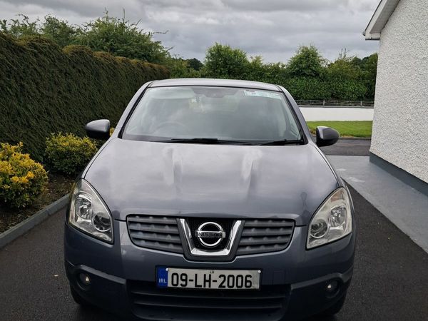 Nissan Qashqai Hatchback, Diesel, 2009, Grey