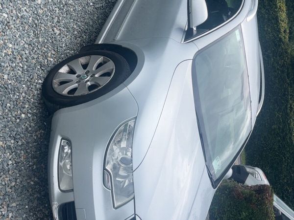 Skoda Superb Estate, Diesel, 2012, Silver