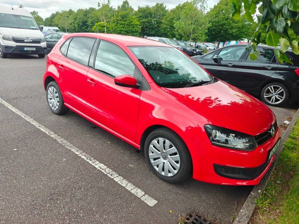 Volkswagen Polo Hatchback, Petrol, 2013, Red