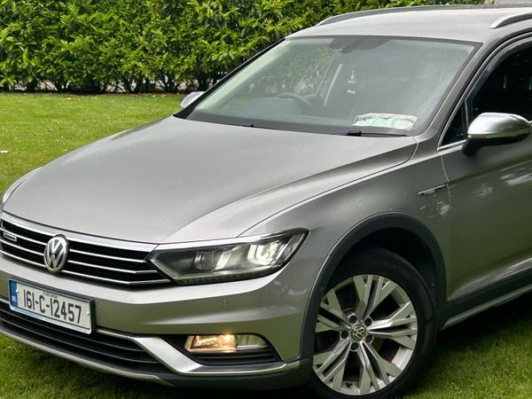 Volkswagen Passat Estate/Jeep, Diesel, 2016, Silver