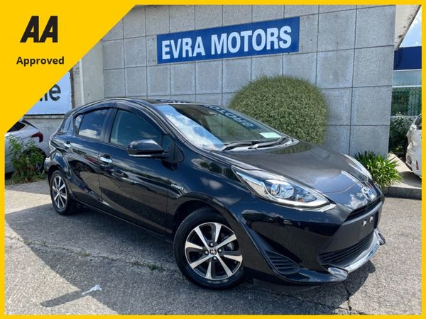 Toyota Aqua Hatchback, Petrol Hybrid, 2020, Black