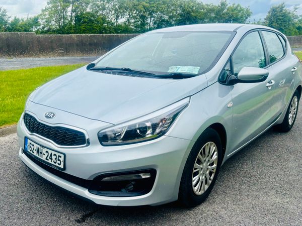 Kia Ceed Hatchback, Diesel, 2016, Silver