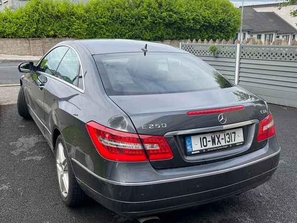 Mercedes-Benz E-Class Coupe, Diesel, 2010, Grey