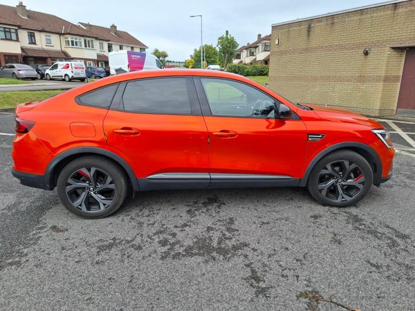 Renault Arkana Hatchback, Petrol, 2021, Orange