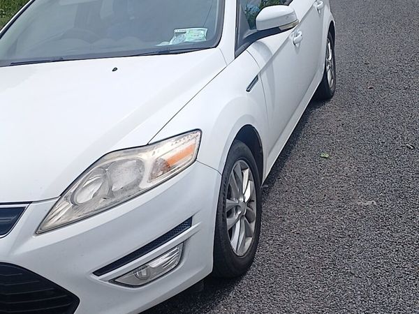 Ford Mondeo Hatchback, Diesel, 2012, White