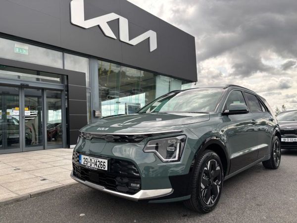 Kia Niro MPV, Electric, 2025, Green