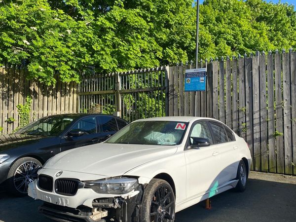 BMW 3-Series Saloon, Diesel, 2013, White