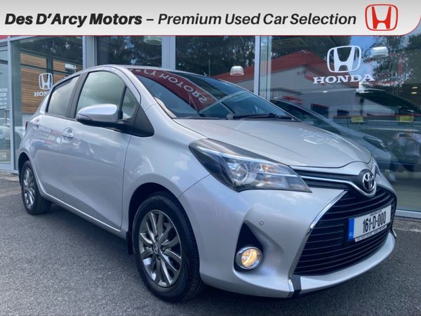 Toyota Yaris Hatchback, Petrol, 2016, Silver