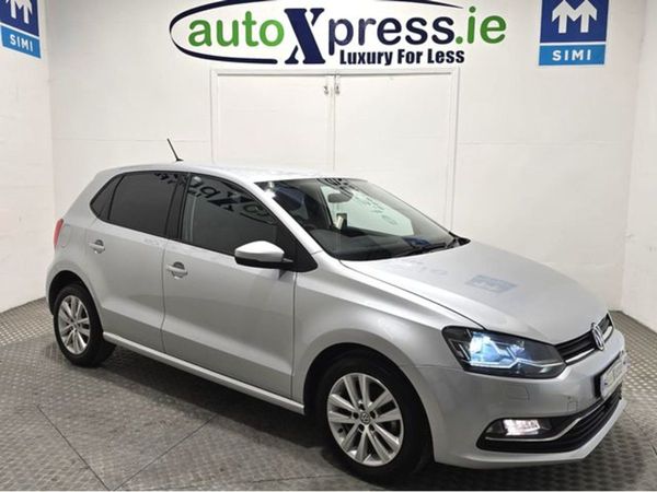 Volkswagen Polo Hatchback, Petrol, 2016, Silver