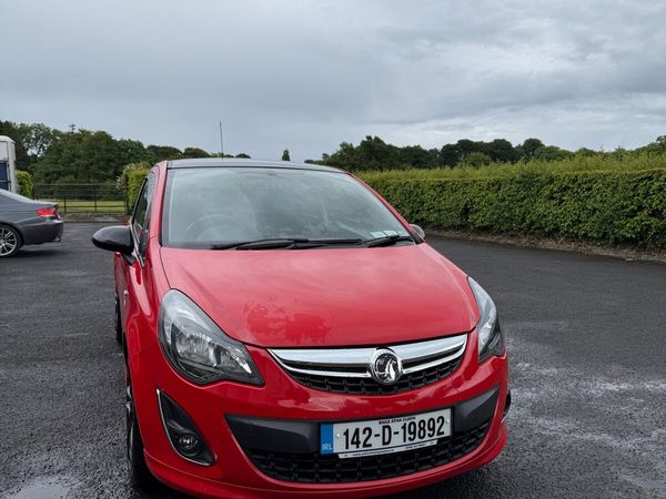Vauxhall Corsa Hatchback, Petrol, 2014, Red