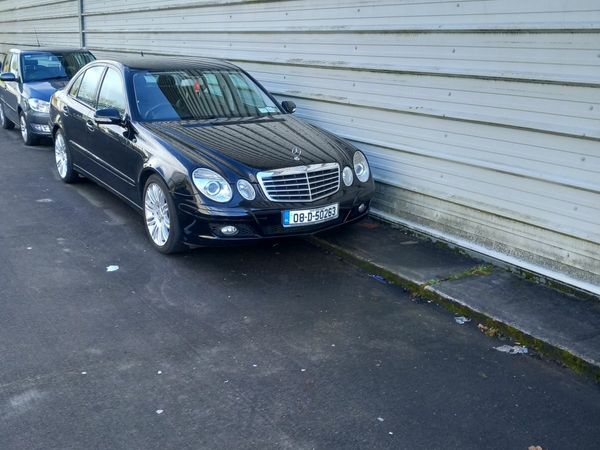 Mercedes-Benz E-Class Saloon, Petrol, 2008, Black