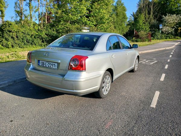 Toyota Avensis Saloon, Petrol, 2008, Silver