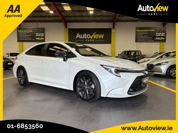 Toyota Corolla Saloon, Petrol Hybrid, 2023, White