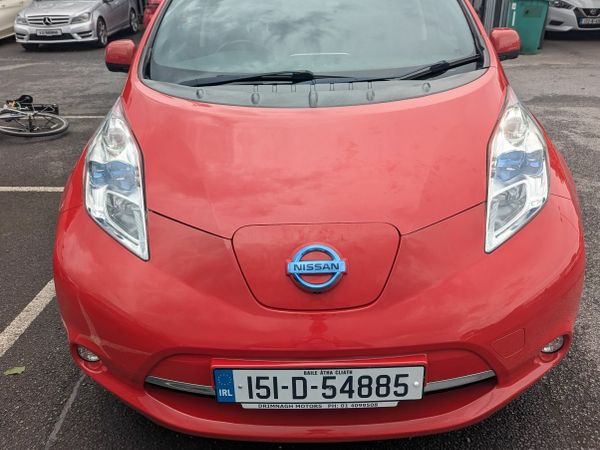 Nissan Leaf Hatchback, Electric, 2015, Red