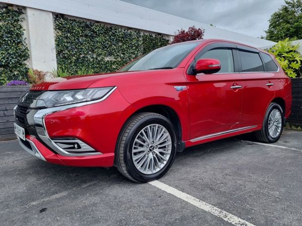 Mitsubishi Outlander MPV, Hybrid, 2020, Red