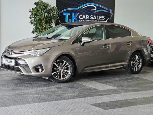 Toyota Avensis Saloon, Diesel, 2017, Brown