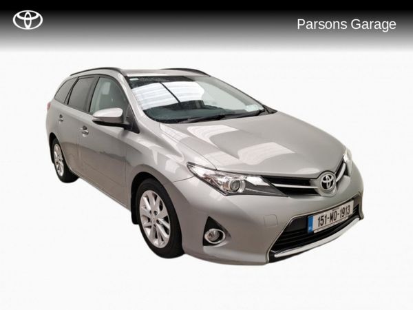 Toyota Auris Estate, Diesel, 2015, Grey