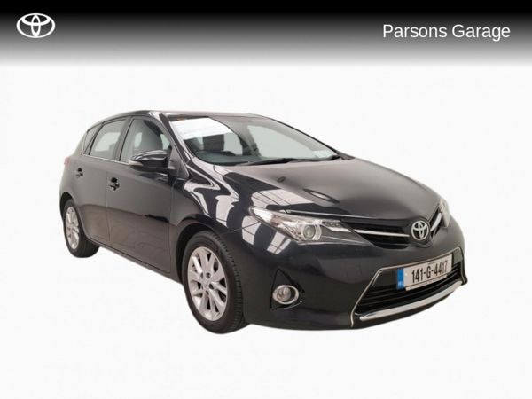 Toyota Auris Hatchback, Petrol, 2014, Black