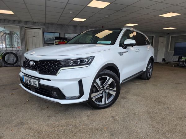 Kia Sorento SUV, Petrol Plug-in Hybrid, 2021, White