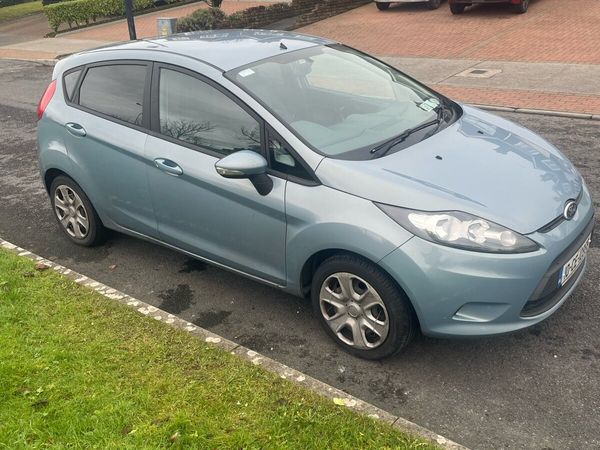 Ford Fiesta Hatchback, Petrol, 2010, Blue