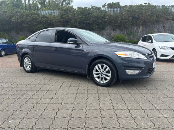 Ford Mondeo Saloon, Diesel, 2011, Blue