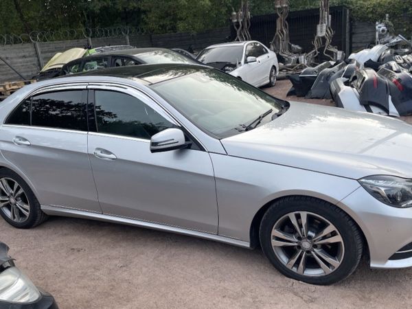 Mercedes-Benz C-Class Saloon, Petrol, 2016, Blue