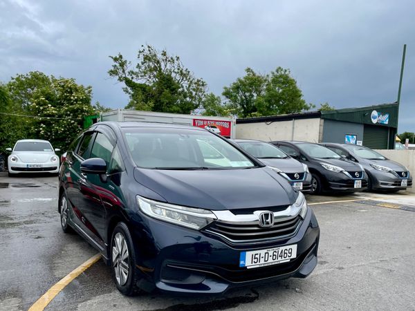 Honda Shuttle MPV, Petrol Hybrid, 2015, Blue