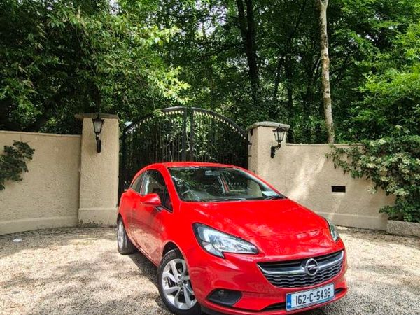 Opel Corsa Hatchback, Petrol, 2016, Red