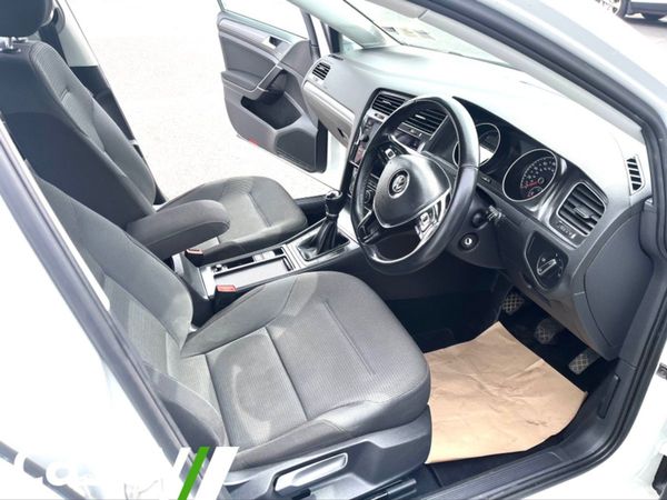 Volkswagen Golf Hatchback, Diesel, 2018, White