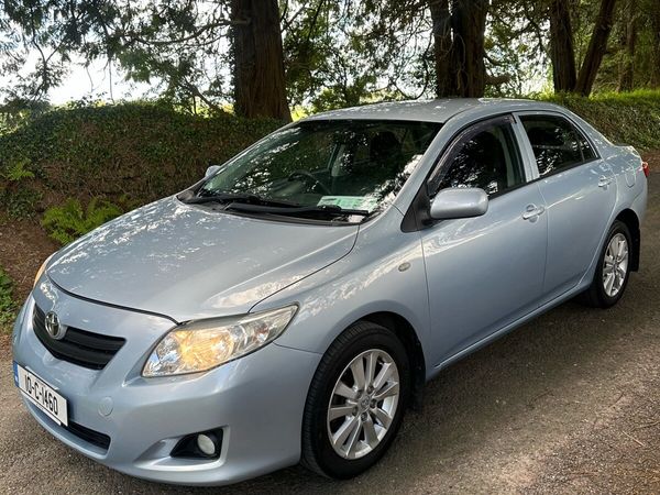 Toyota Corolla Saloon, Petrol, 2010, Blue