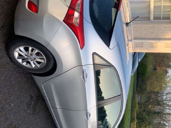 Hyundai i30 Hatchback, Diesel, 2014, Silver