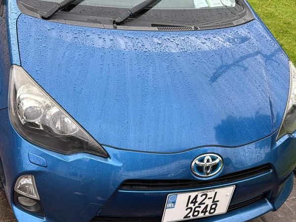 Toyota Aqua Hatchback, Petrol Hybrid, 2014, Blue