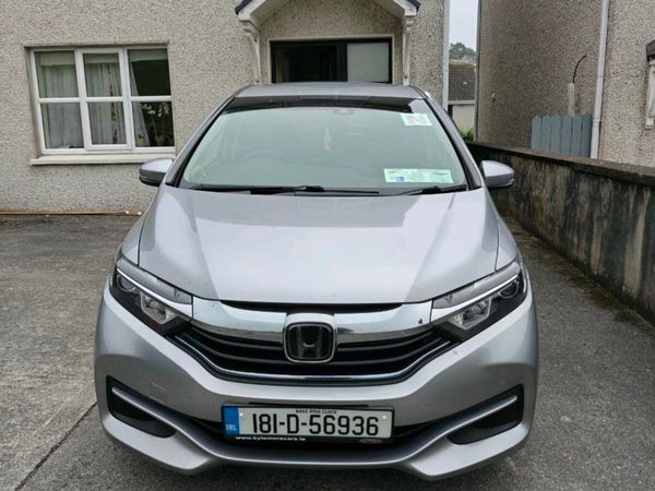 Honda Shuttle MPV, Petrol Hybrid, 2018, Silver