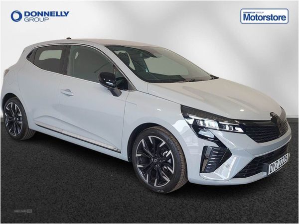 Renault Clio , Petrol, 2024, Grey
