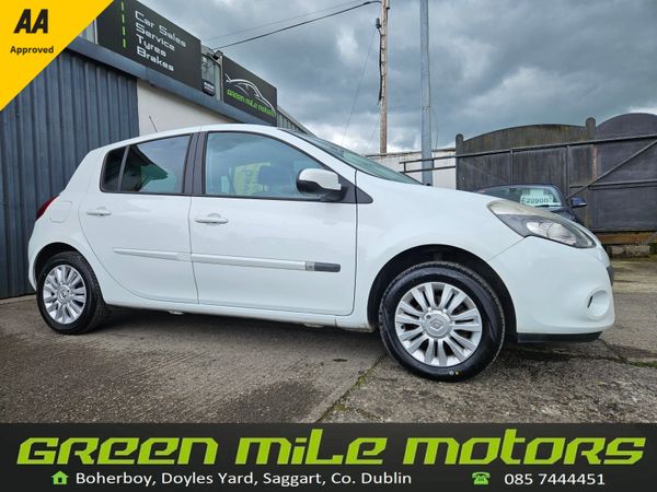 Renault Clio Hatchback, Petrol, 2012, White
