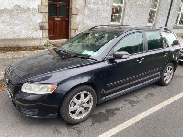 Volvo V50 Estate, Diesel, 2008, Black