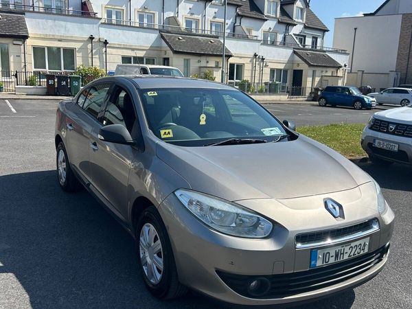Renault Fluence Saloon, Diesel, 2010, Gold