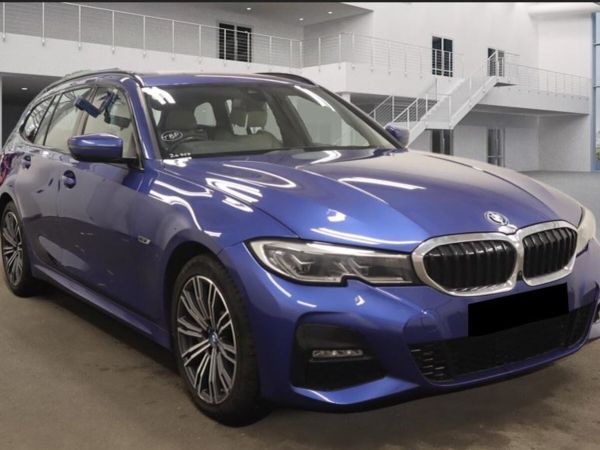 BMW 3-Series Estate, Petrol Hybrid, 2022, Blue