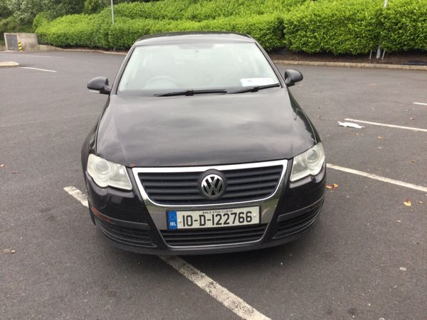 Volkswagen Passat Saloon, Diesel, 2010, Black