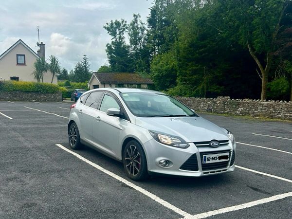 Ford Focus Hatchback, Diesel, 2012, Silver