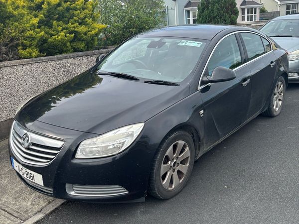Vauxhall Insignia Hatchback, Diesel, 2011, Black