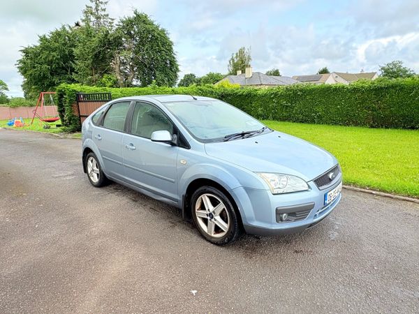Ford Focus Hatchback, Petrol, 2006, Blue