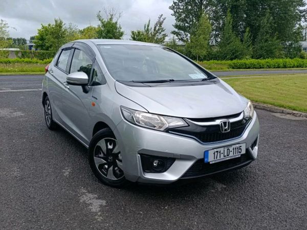 Honda Fit Hatchback, Petrol Hybrid, 2017, Silver