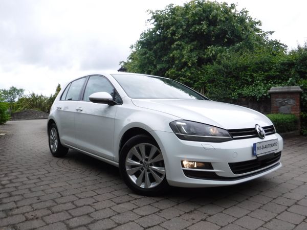 Volkswagen Golf Hatchback, Petrol, 2014, White