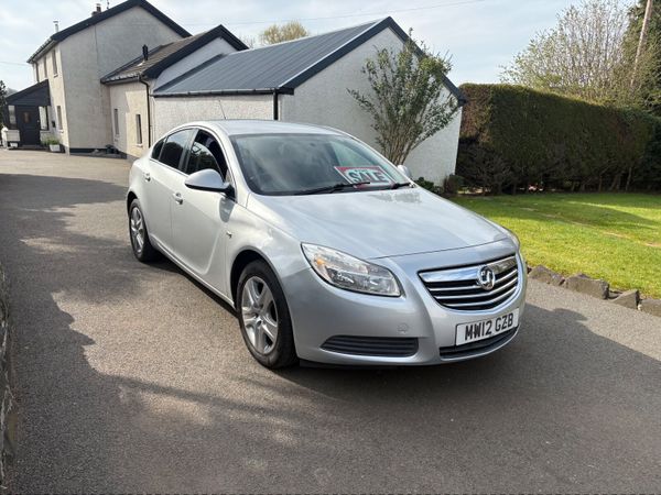 Vauxhall Insignia Hatchback, Diesel, 2012, Silver