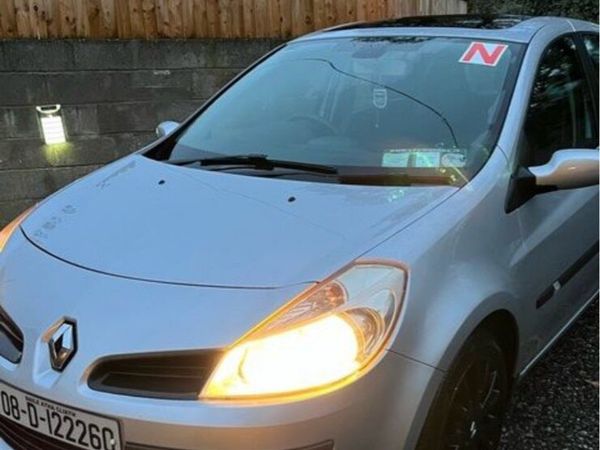Renault Clio Hatchback, Petrol, 2008, Silver