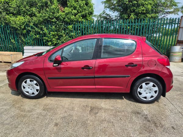 Peugeot 207 Hatchback, Petrol, 2010, Red