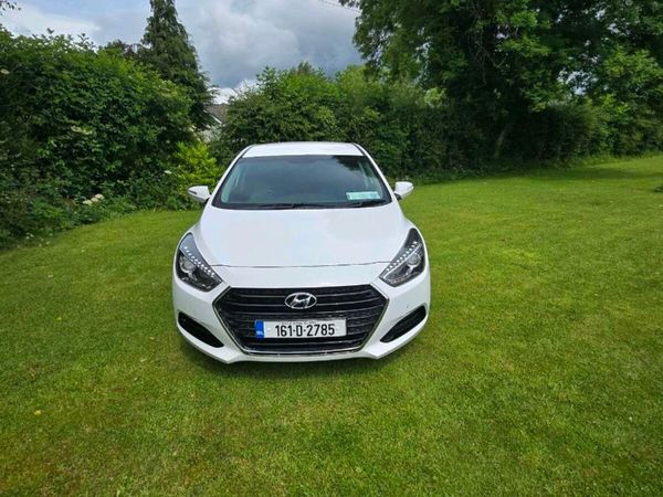 Hyundai i40 Saloon, Diesel, 2016, White